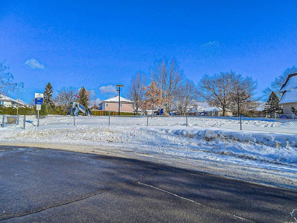 









292


Av. des Artisans

,
Aylmer (Gatineau),




QC
J9J2B6

