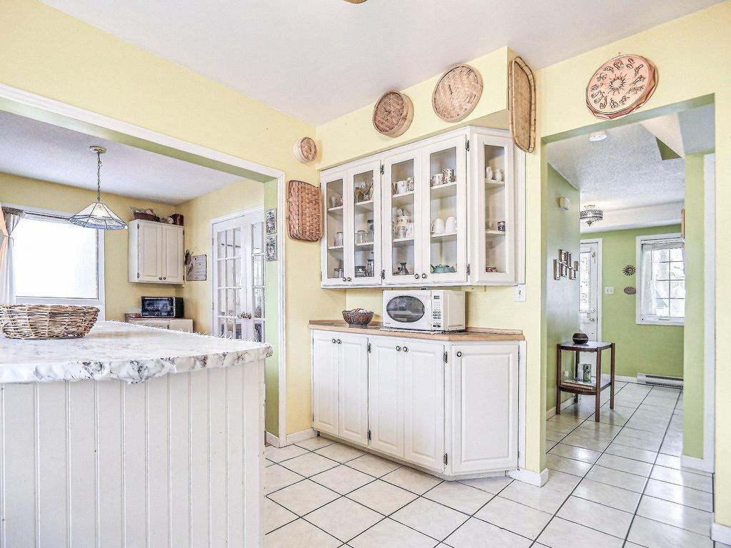 









292


Av. des Artisans

,
Aylmer (Gatineau),




QC
J9J2B6

