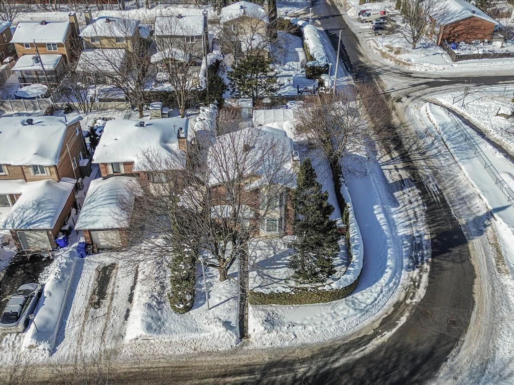 









292


Av. des Artisans

,
Aylmer (Gatineau),




QC
J9J2B6

