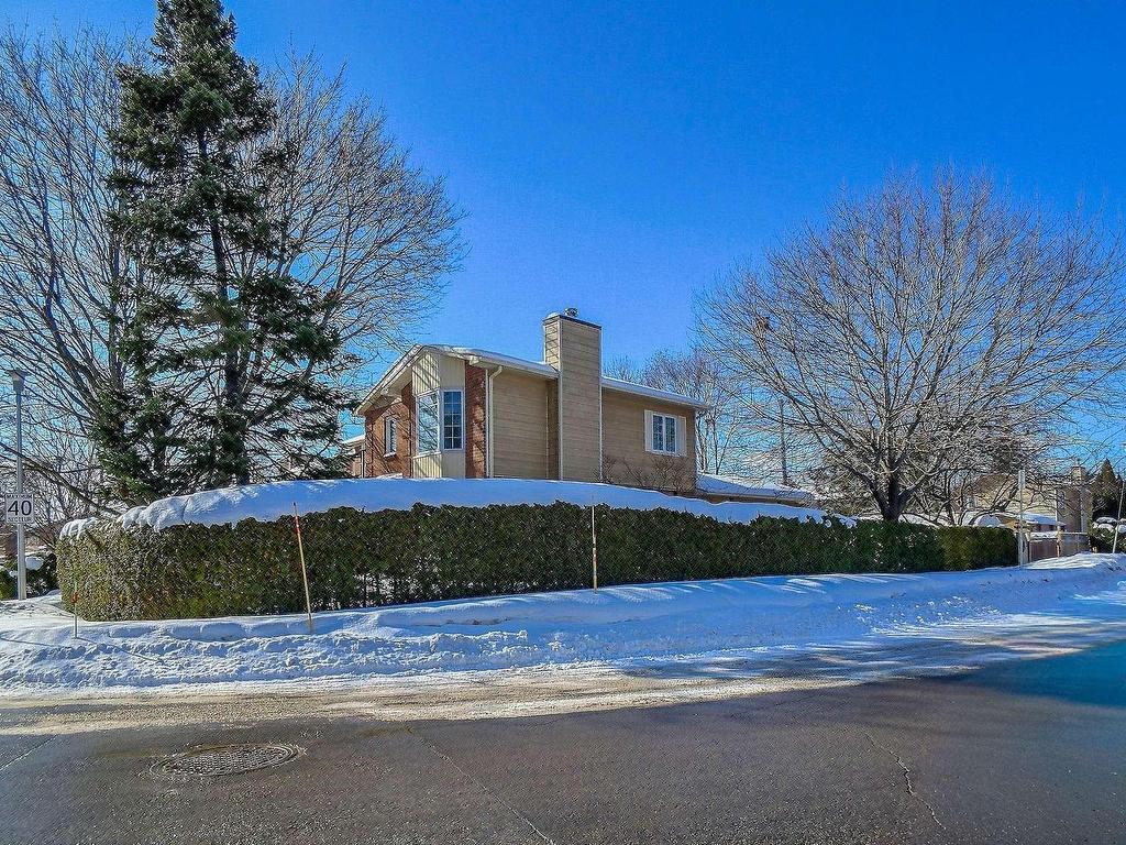 









292


Av. des Artisans

,
Aylmer (Gatineau),




QC
J9J2B6

