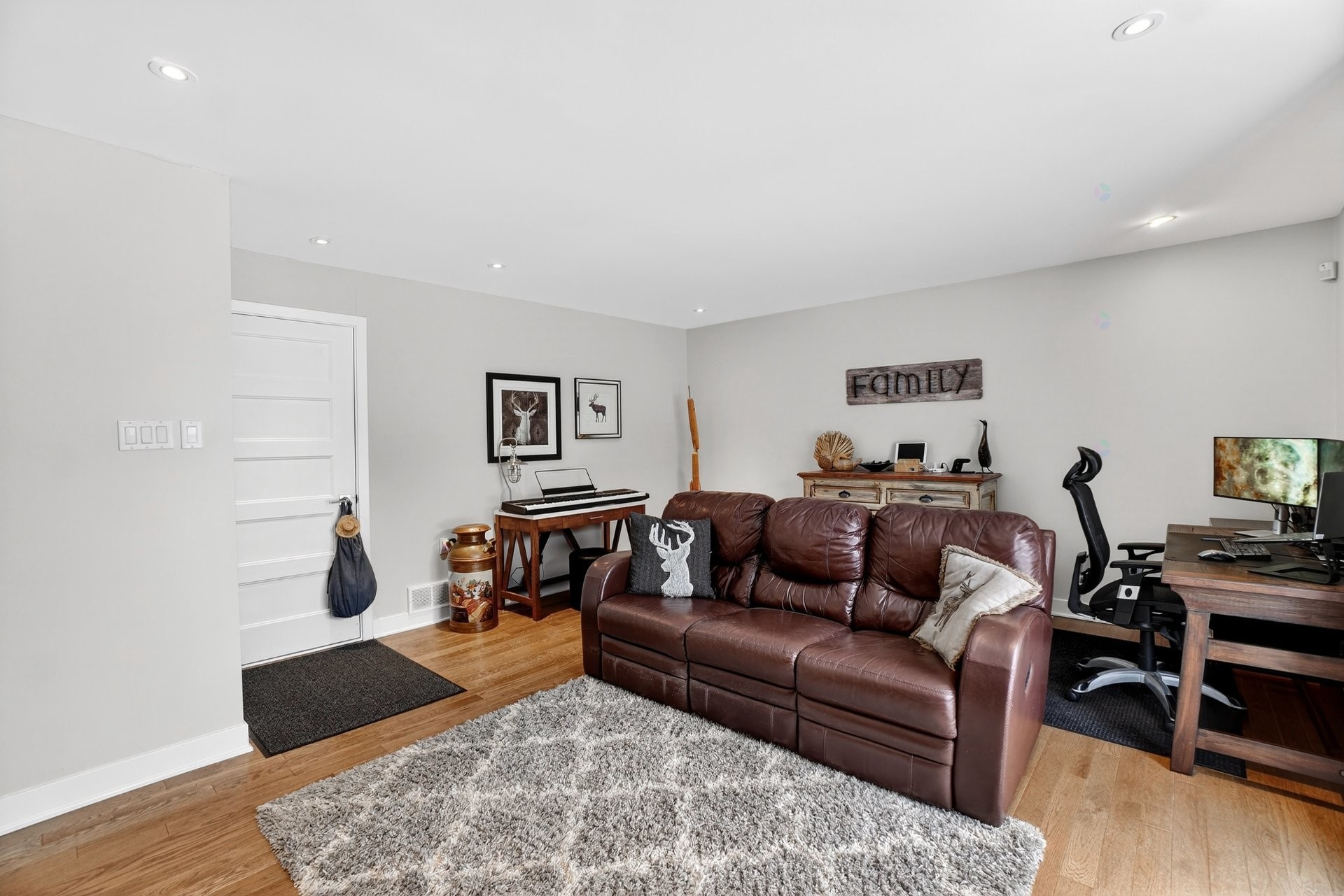 









3217


Boul. Chèvremont

,
Montréal (L'Île-Bizard/Sainte-Geneviève),




QC
H9C2L8

