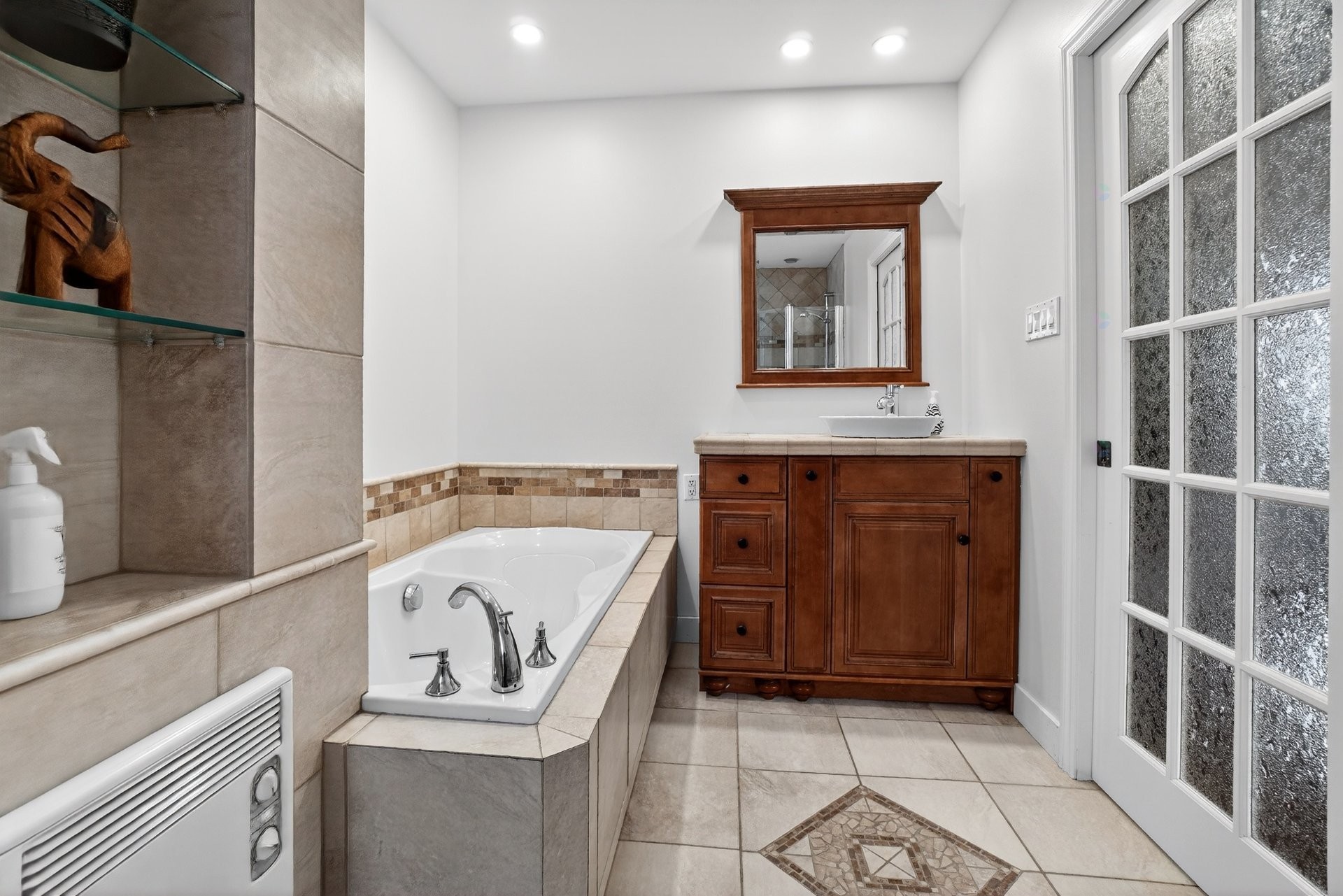 









3217


Boul. Chèvremont

,
Montréal (L'Île-Bizard/Sainte-Geneviève),




QC
H9C2L8

