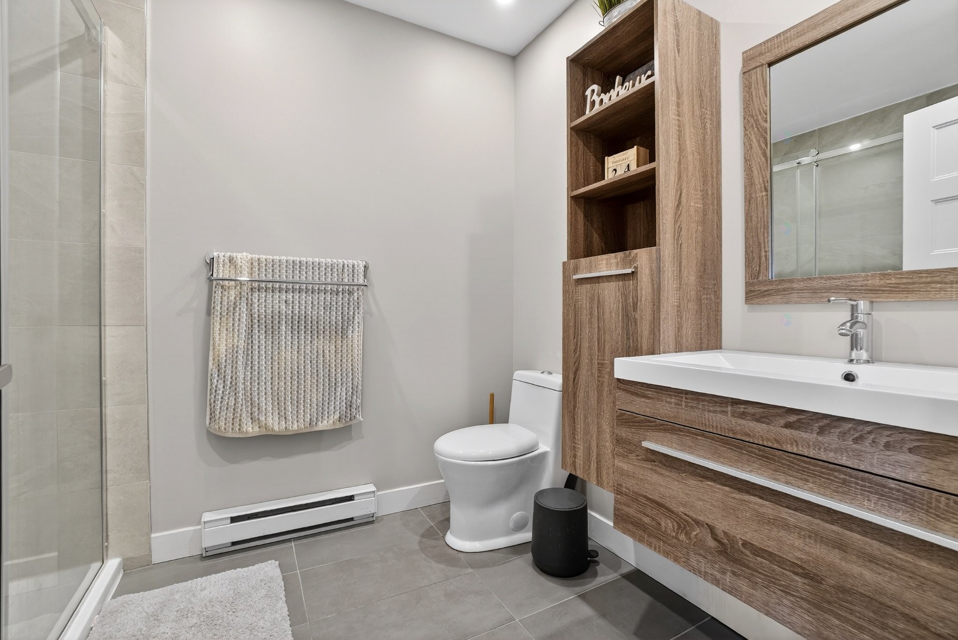 









3217


Boul. Chèvremont

,
Montréal (L'Île-Bizard/Sainte-Geneviève),




QC
H9C2L8

