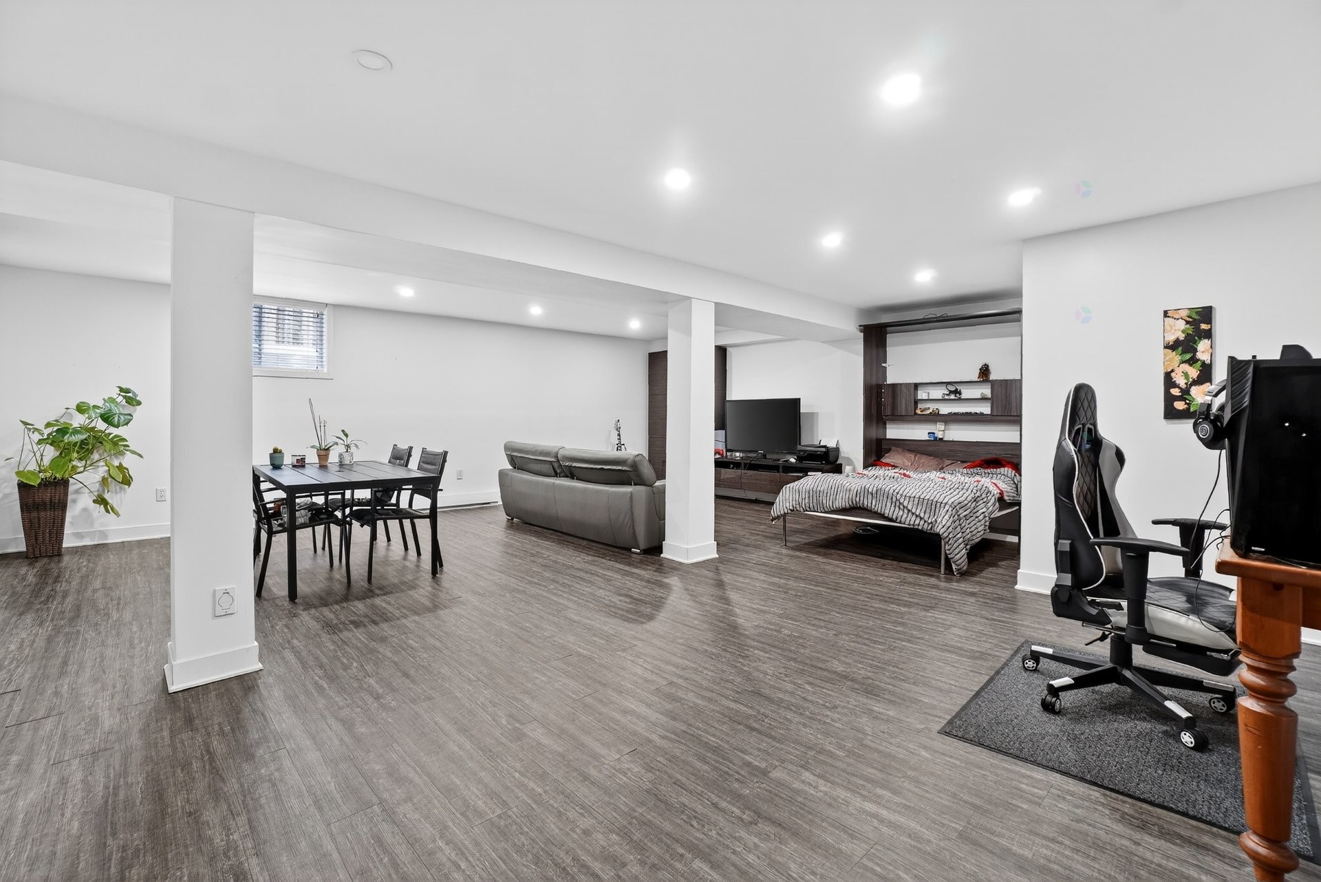 









3217


Boul. Chèvremont

,
Montréal (L'Île-Bizard/Sainte-Geneviève),




QC
H9C2L8

