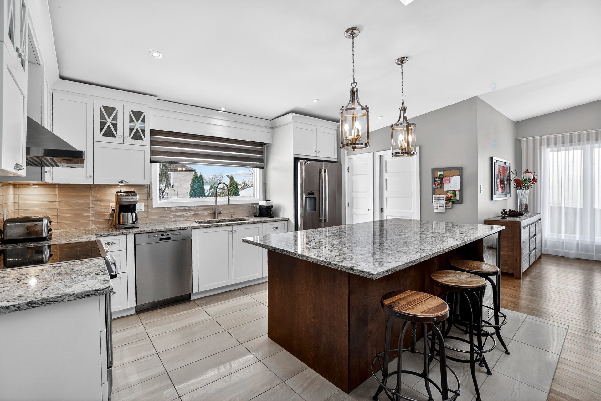 









3217


Boul. Chèvremont

,
Montréal (L'Île-Bizard/Sainte-Geneviève),




QC
H9C2L8

