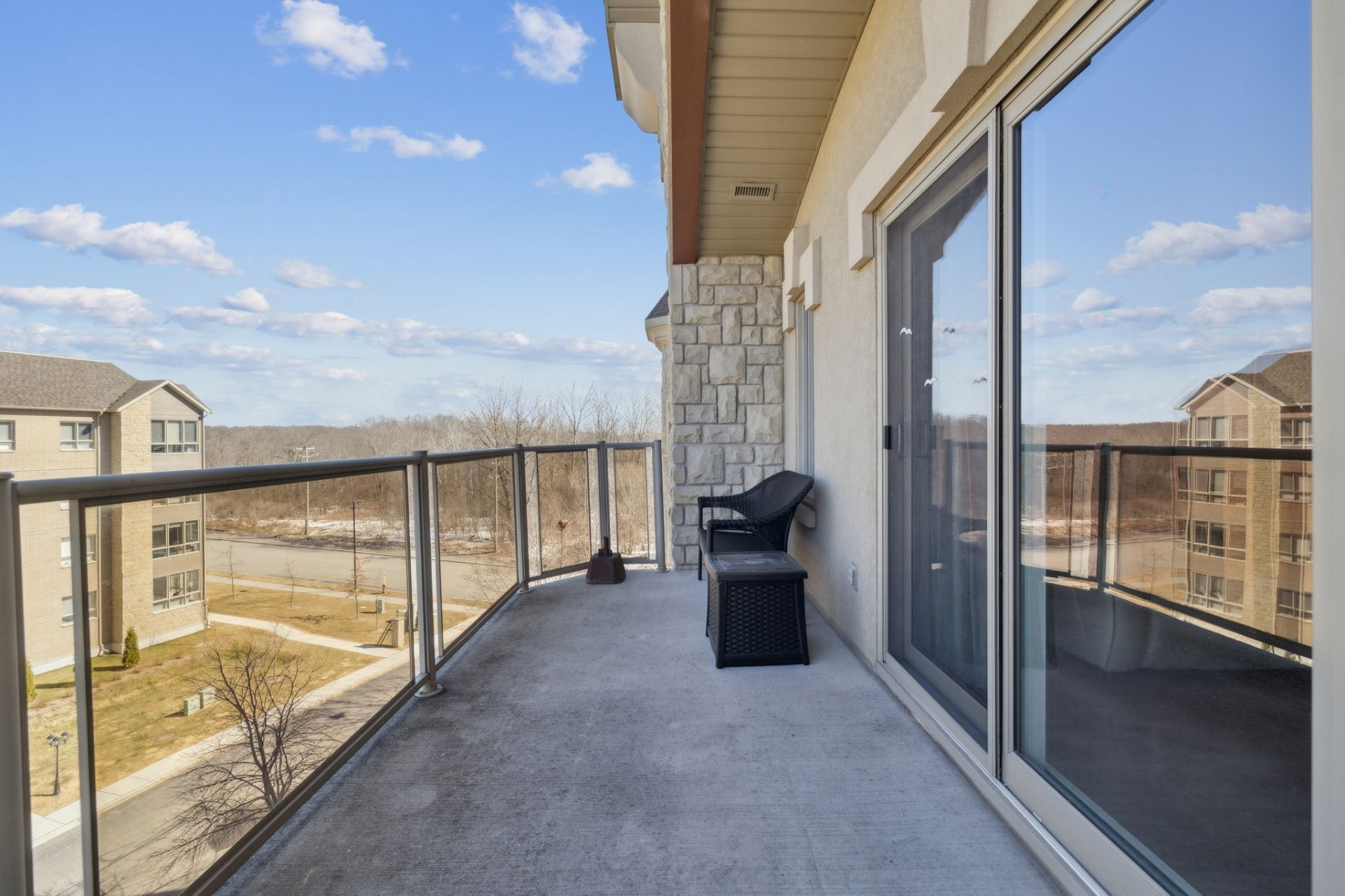 









100


Ch. Fraser

, 403,
Gatineau (Aylmer),




QC
J9H7S9

