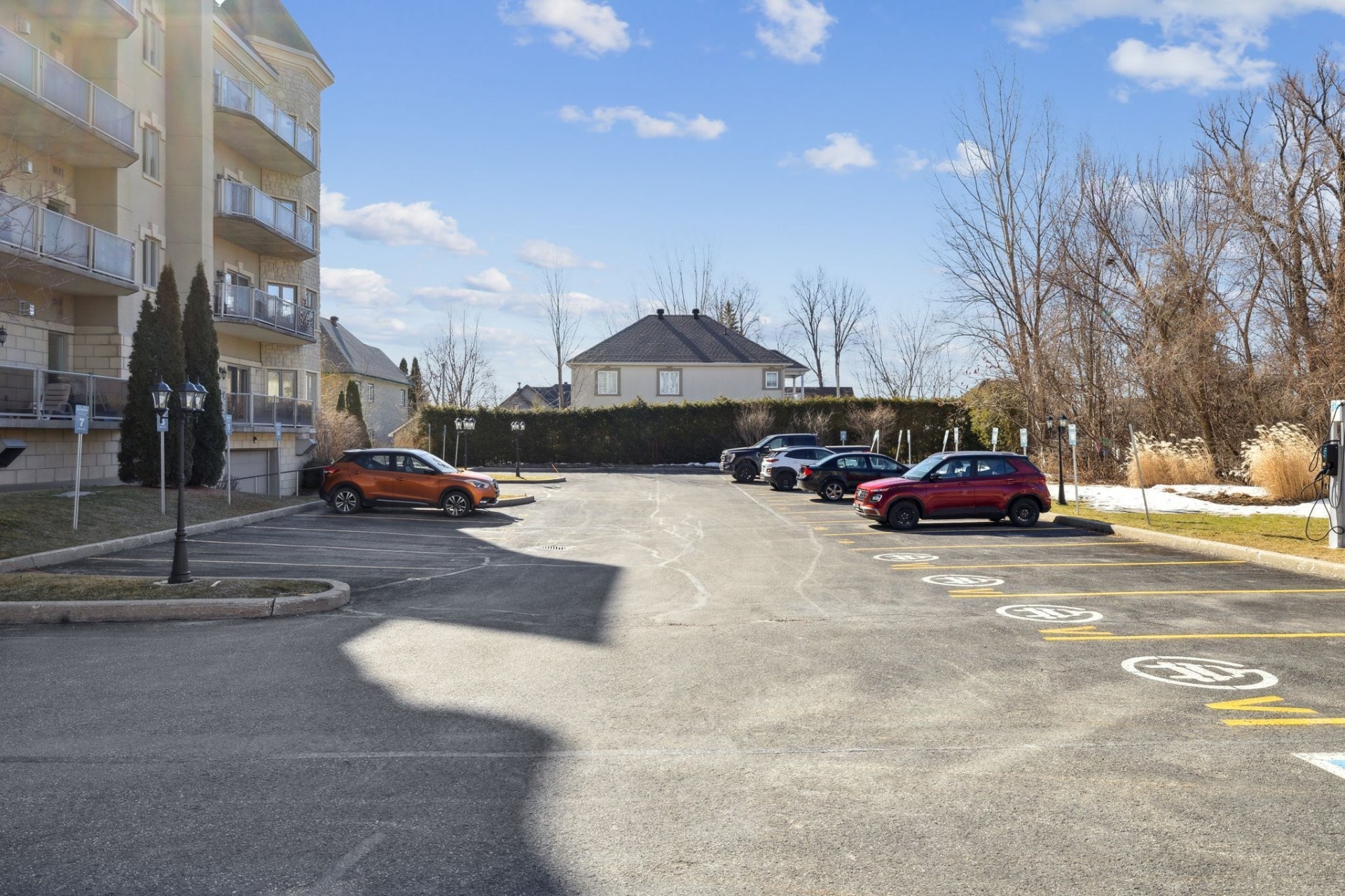 









100


Ch. Fraser

, 403,
Gatineau (Aylmer),




QC
J9H7S9

