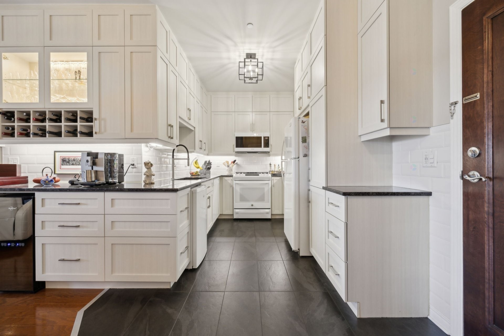 









100


Ch. Fraser

, 403,
Gatineau (Aylmer),




QC
J9H7S9

