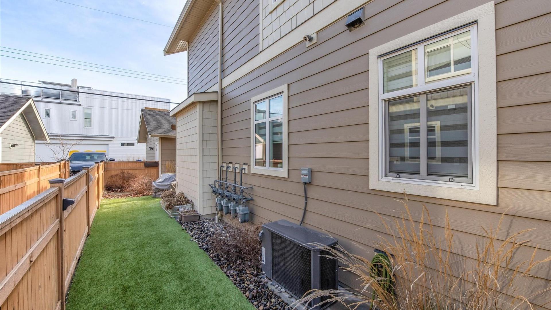 









1269


Ethel

Street,
Kelowna,




BC
V1Y 2W8

