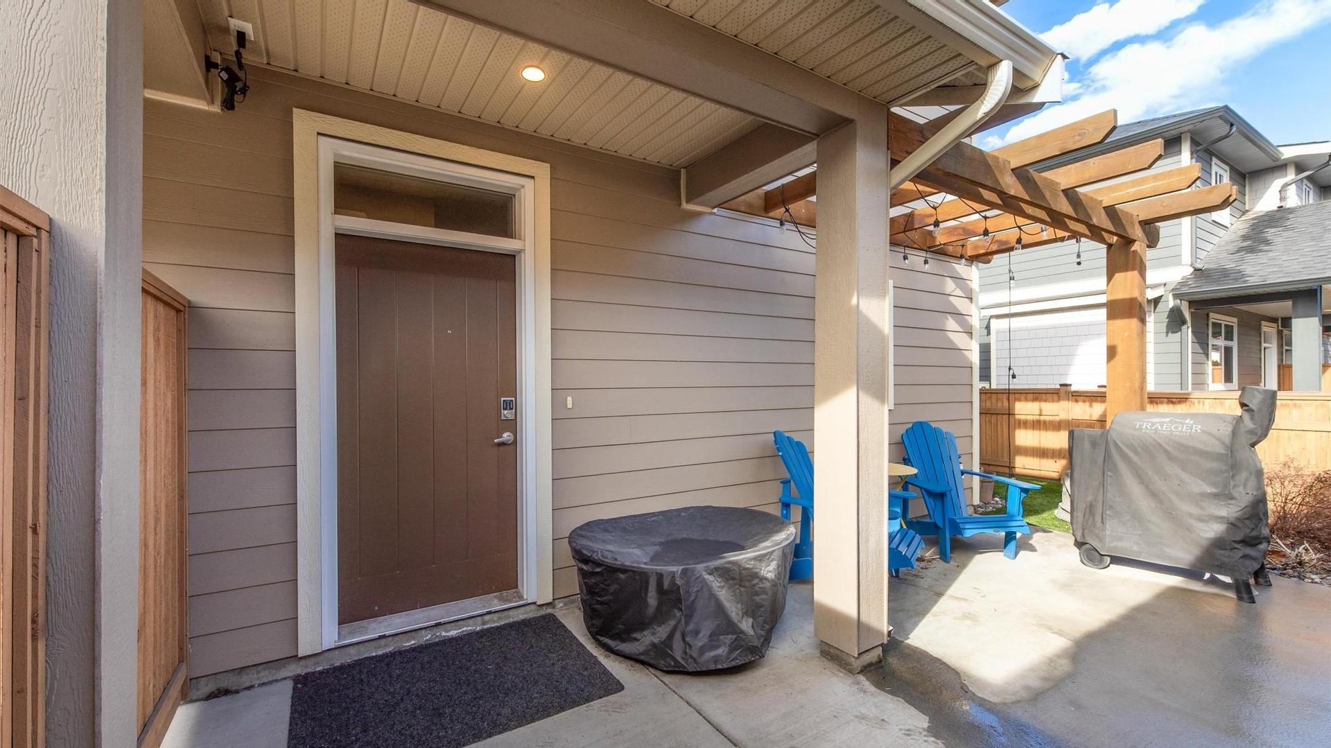 









1269


Ethel

Street,
Kelowna,




BC
V1Y 2W8

