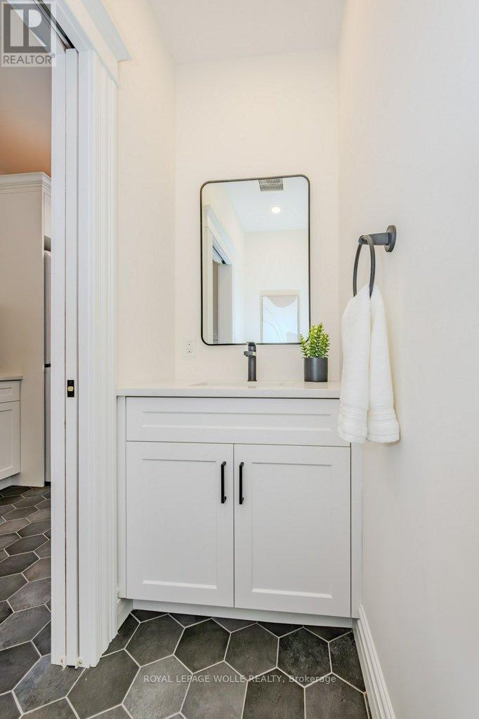 












44 HOPE STREET W

,
East Zorra-Tavistock,




Ontario
N0B2R0

