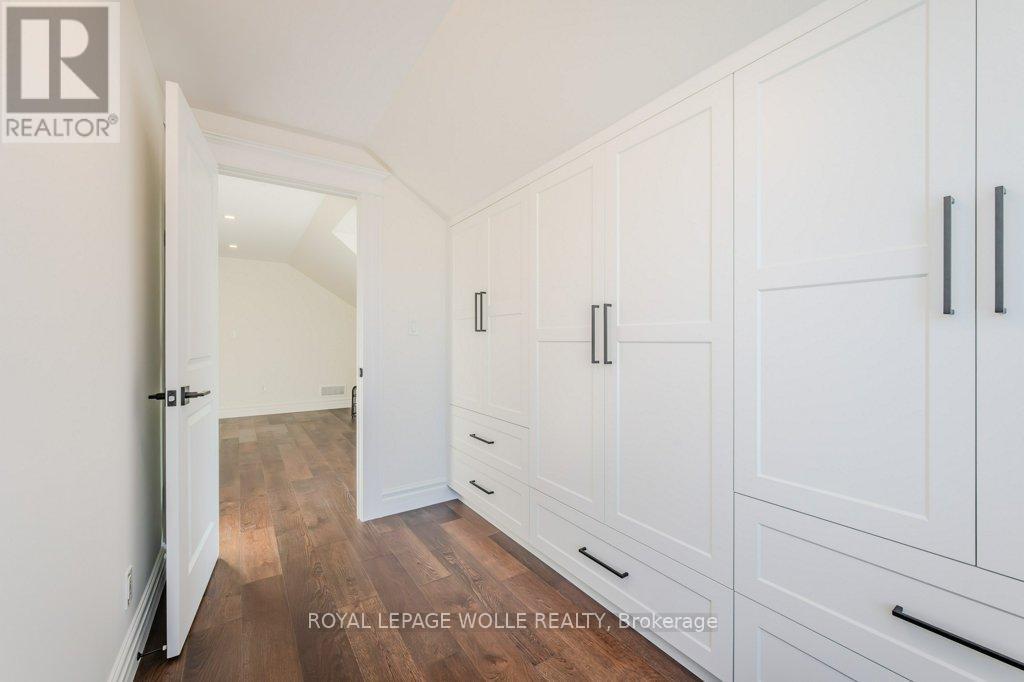 












44 HOPE STREET W

,
East Zorra-Tavistock,




Ontario
N0B2R0

