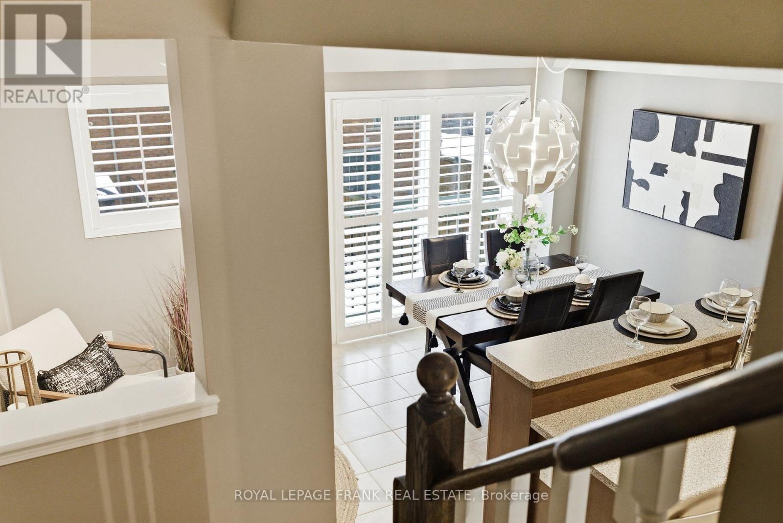 












56 - 11 BURTONBURY LANE

,
Ajax (Northeast Ajax),




Ontario
L1Z0L3

