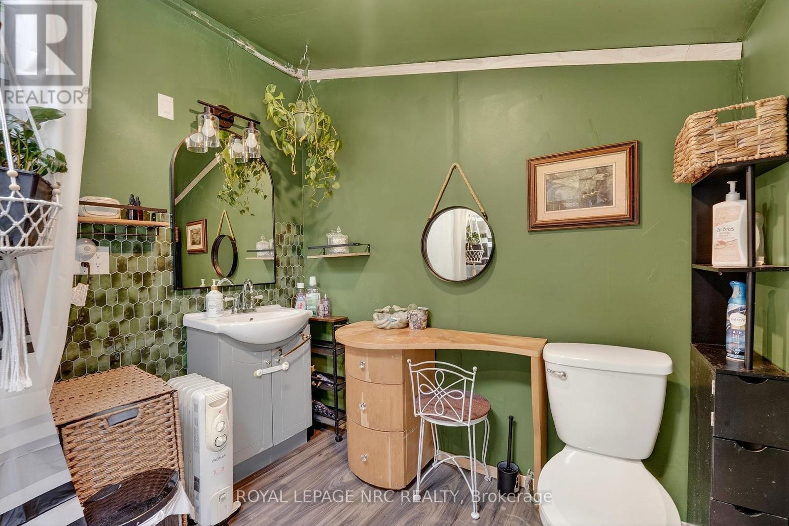 












226 DERBY ROAD

,
Fort Erie (Crystal Beach),




Ontario
L0S1B0

