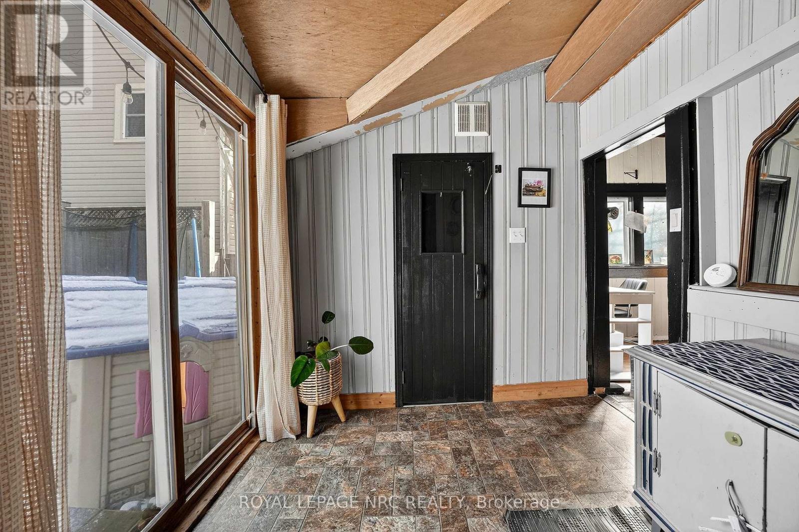 












226 DERBY ROAD

,
Fort Erie (Crystal Beach),




Ontario
L0S1B0

