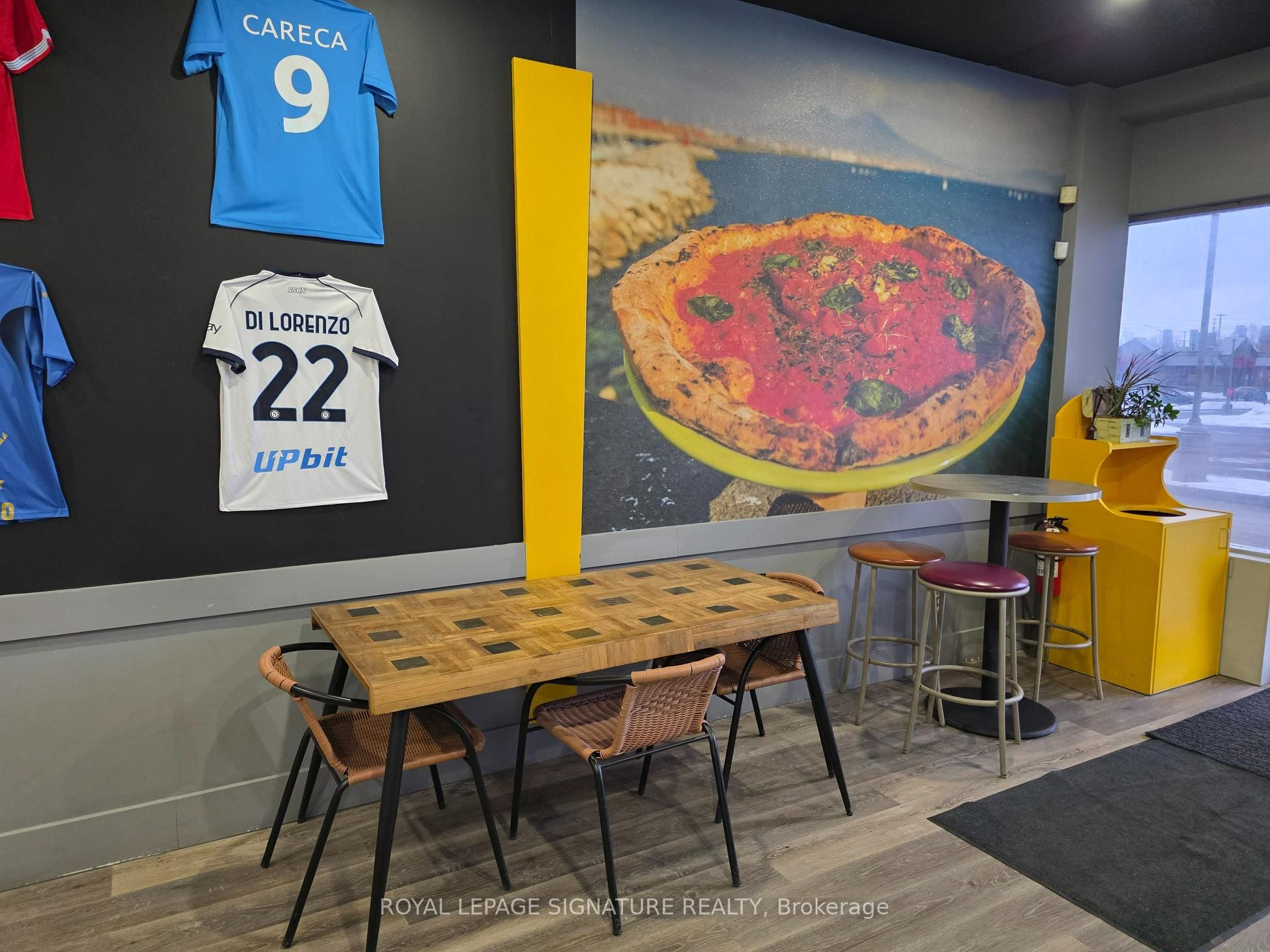 









9200


Weston

Road, 12,
Vaughan,




ON
L4H 2P8

