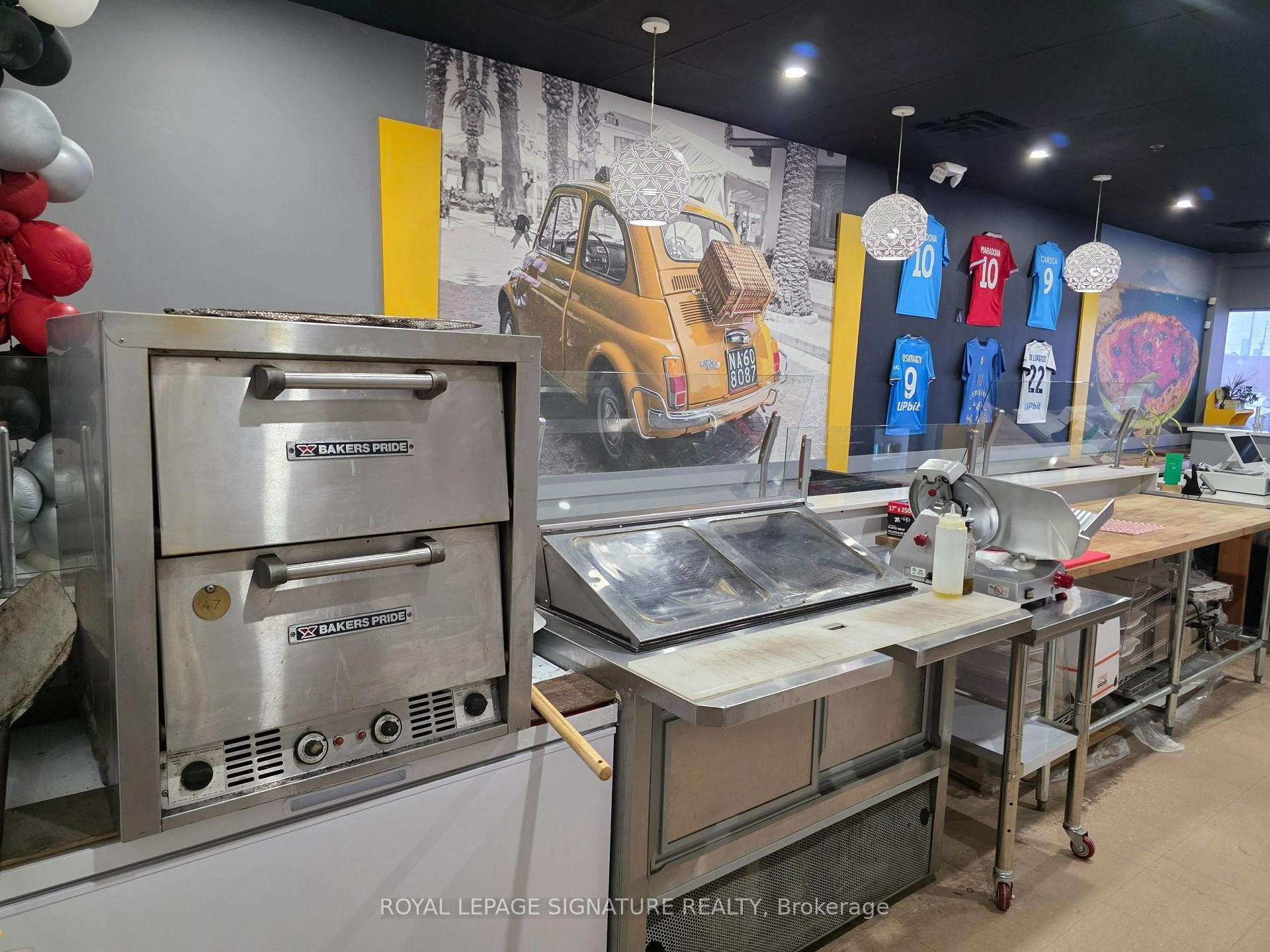 









9200


Weston

Road, 12,
Vaughan,




ON
L4H 2P8

