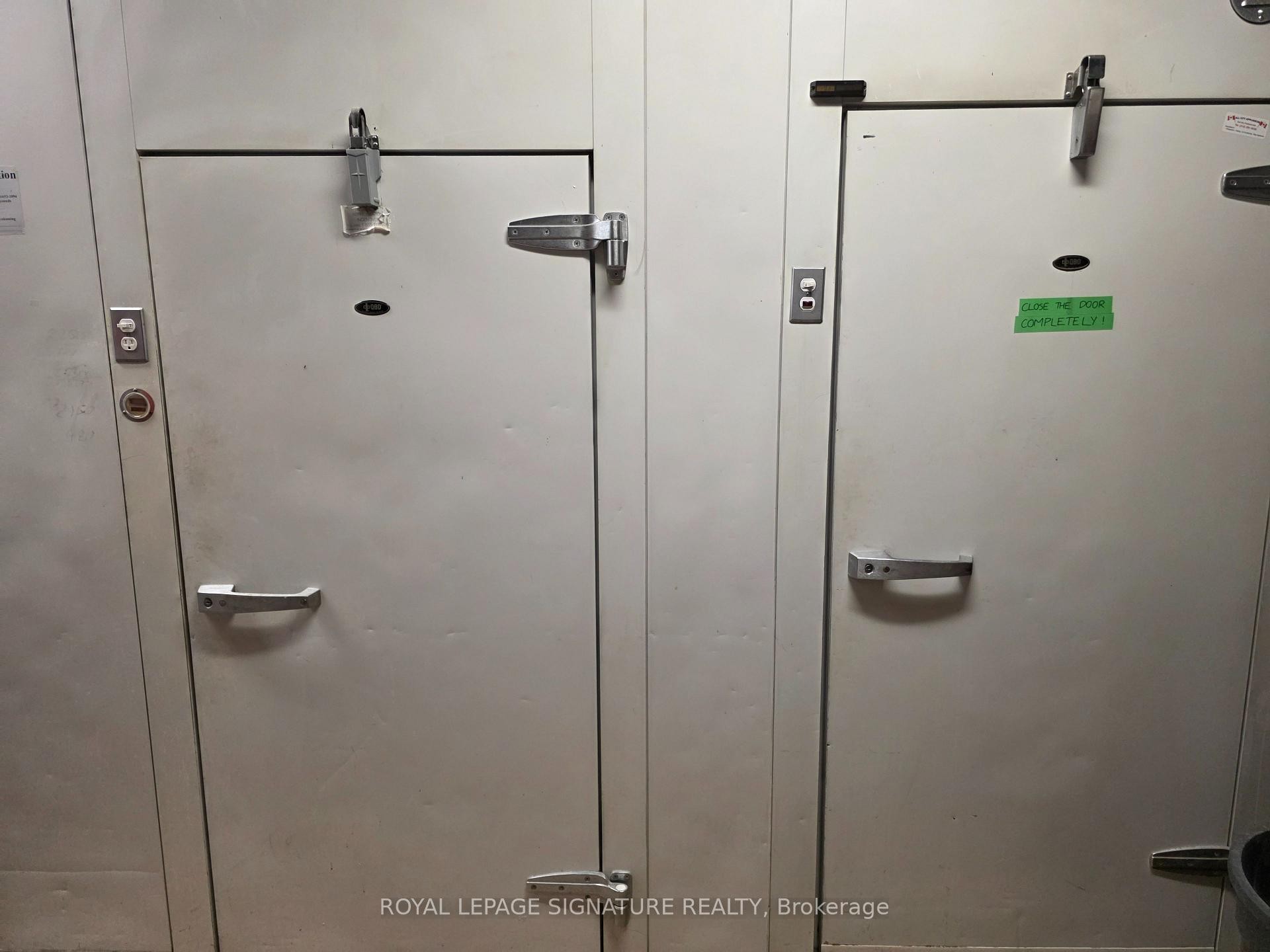 









9200


Weston

Road, 12,
Vaughan,




ON
L4H 2P8

