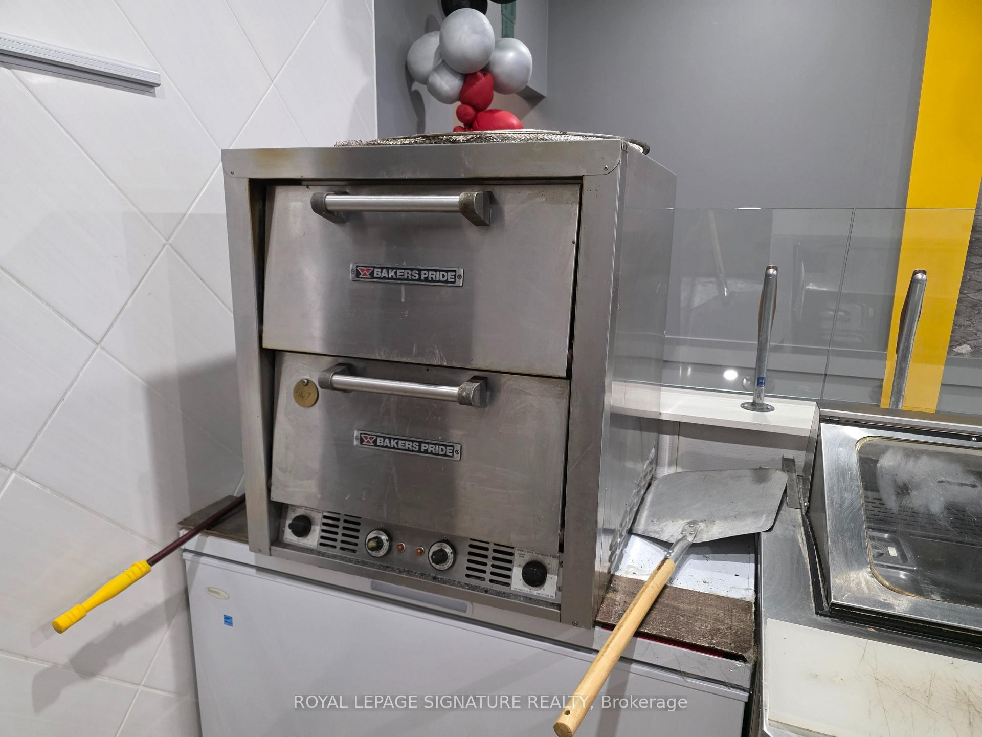 









9200


Weston

Road, 12,
Vaughan,




ON
L4H 2P8

