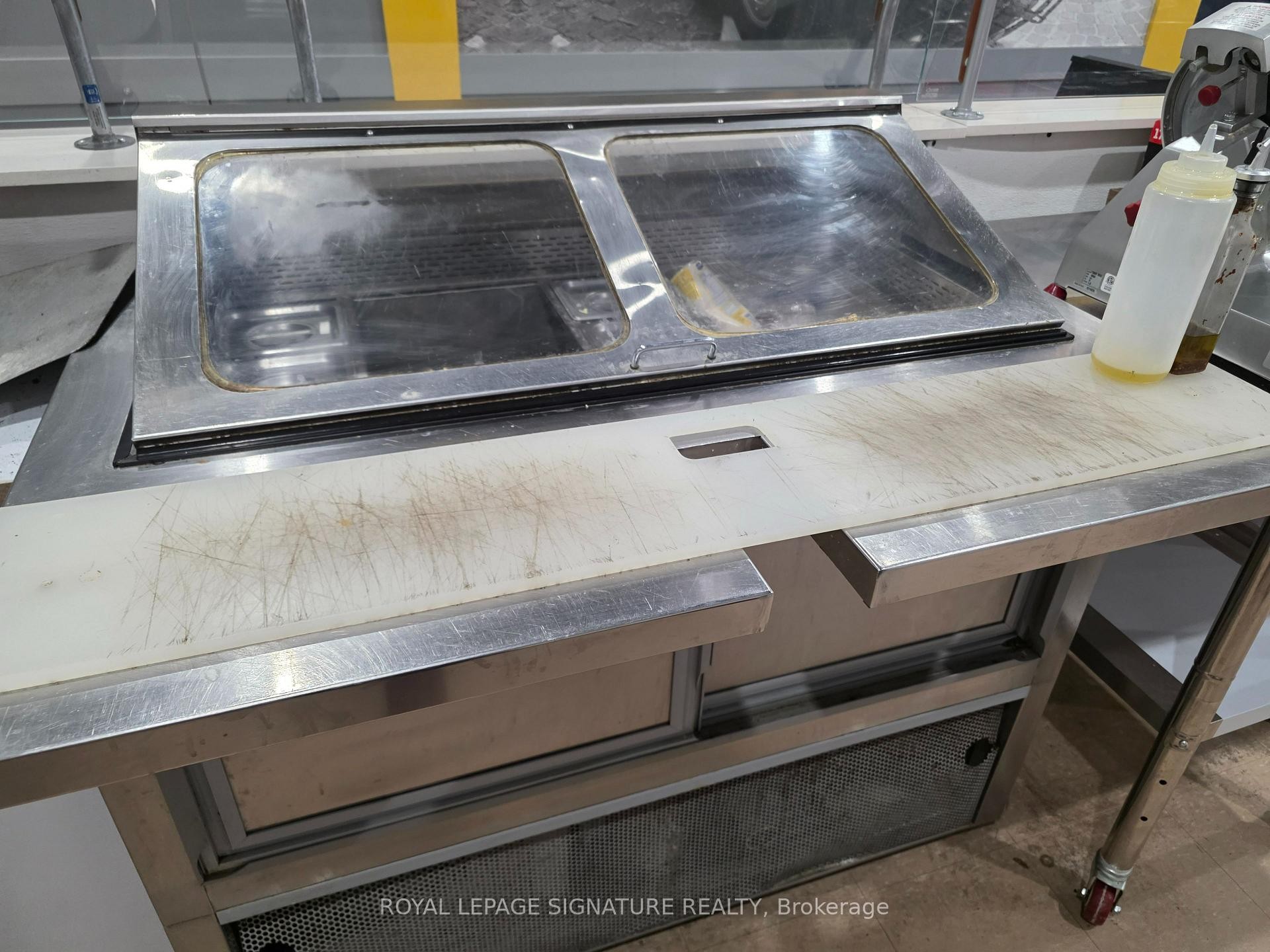 









9200


Weston

Road, 12,
Vaughan,




ON
L4H 2P8

