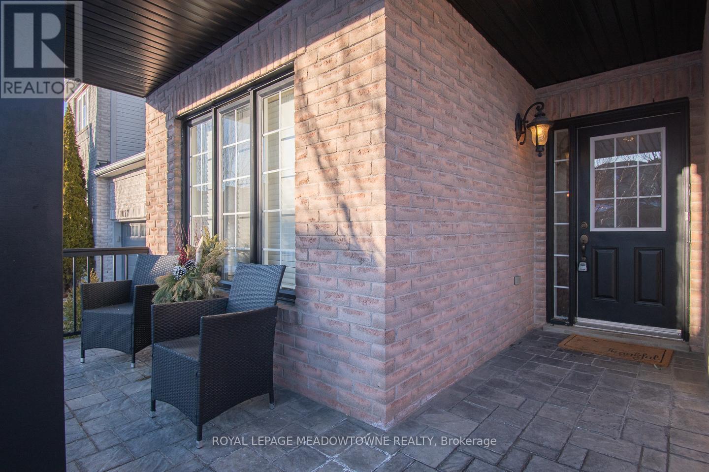 












1029 EASTERBROOK CRESCENT

,
Milton,




Ontario
L9T0C4

