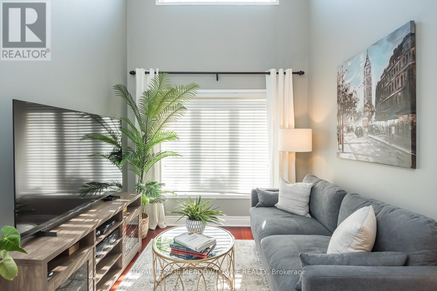 












1029 EASTERBROOK CRESCENT

,
Milton,




Ontario
L9T0C4

