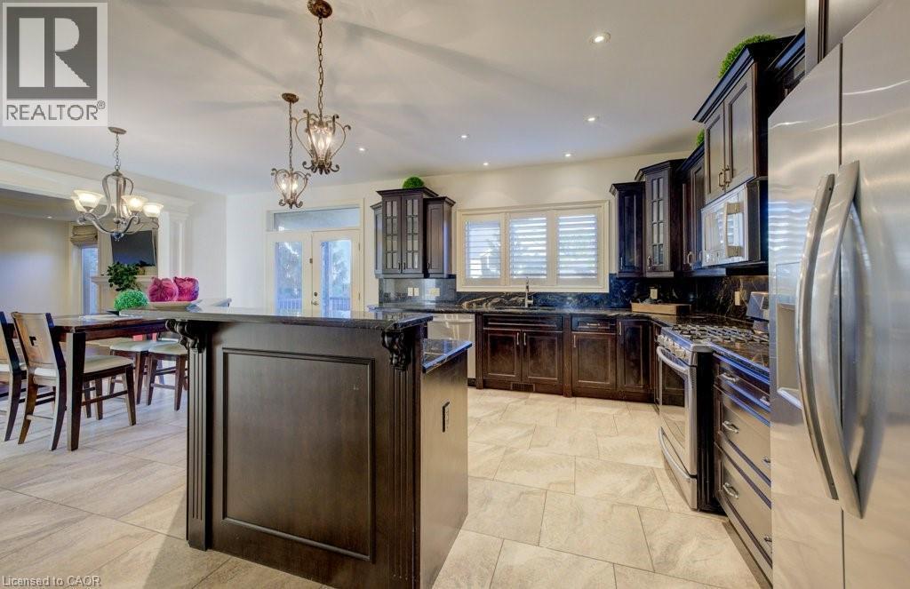 












6379 CHRISTOPHER Crescent

,
Niagara Falls,




Ontario
L2H0B3

