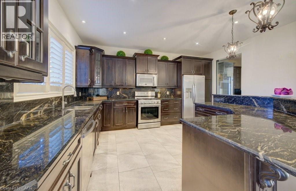 












6379 CHRISTOPHER Crescent

,
Niagara Falls,




Ontario
L2H0B3

