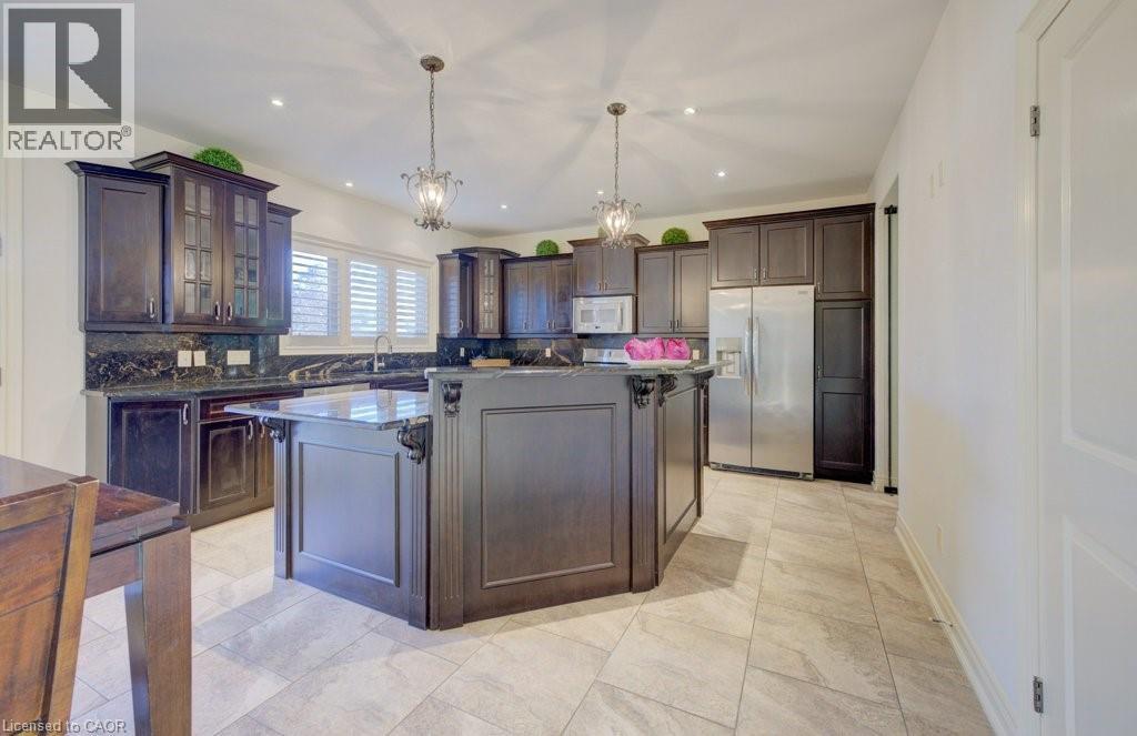 












6379 CHRISTOPHER Crescent

,
Niagara Falls,




Ontario
L2H0B3

