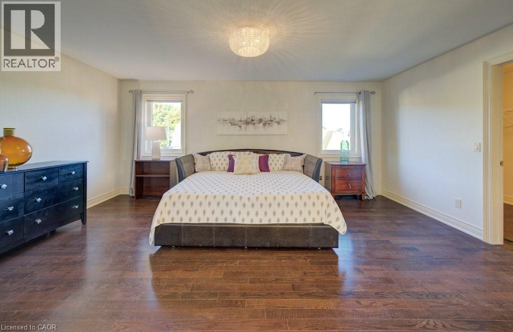 












6379 CHRISTOPHER Crescent

,
Niagara Falls,




Ontario
L2H0B3

