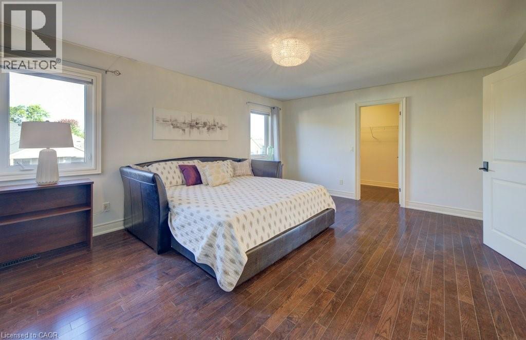 












6379 CHRISTOPHER Crescent

,
Niagara Falls,




Ontario
L2H0B3

