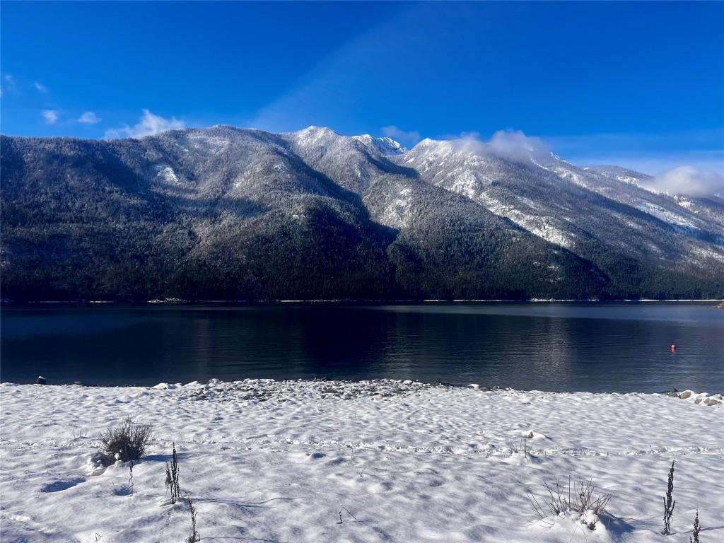 









523


ROSEBERY LOOP

Road,
Rosebery,







BC
V0G 1S1

