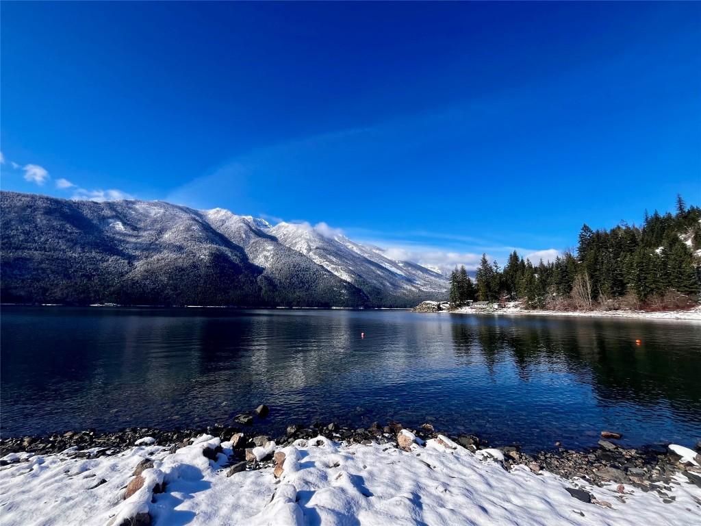 









523


ROSEBERY LOOP

Road,
Rosebery,







BC
V0G 1S1

