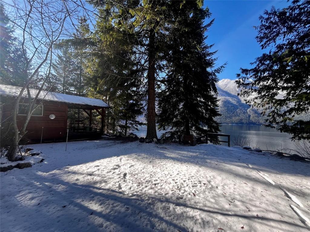 









523


ROSEBERY LOOP

Road,
Rosebery,







BC
V0G 1S1

