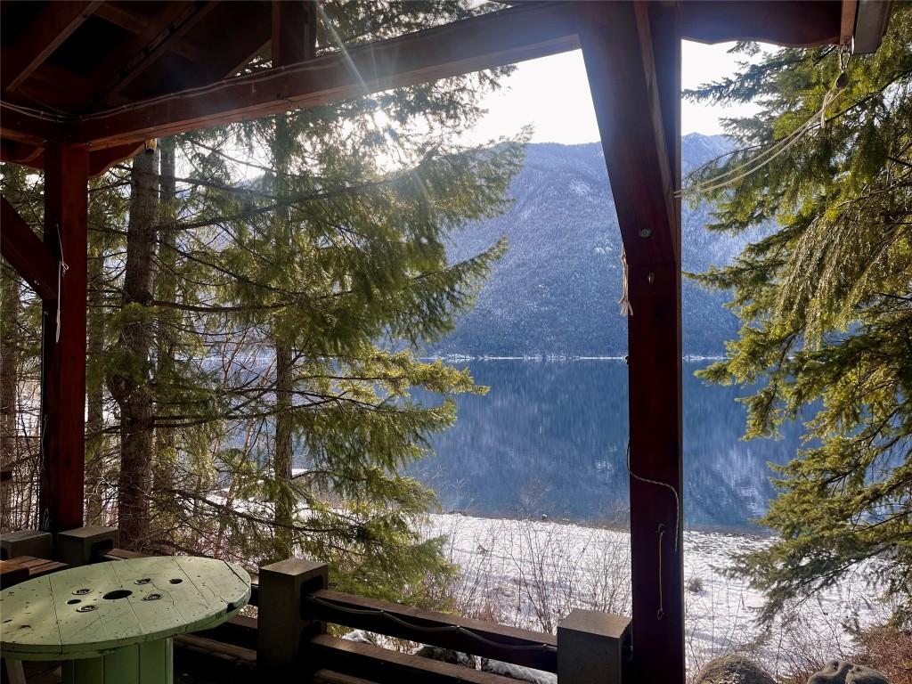 









523


ROSEBERY LOOP

Road,
Rosebery,







BC
V0G 1S1


