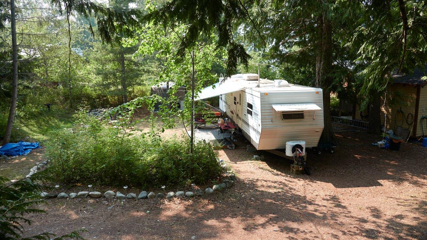 









523


ROSEBERY LOOP

Road,
Rosebery,







BC
V0G 1S1


