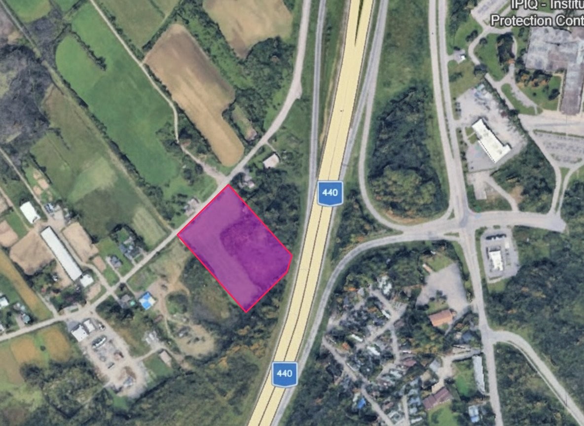 












Rg du Bas-St-François

,
Laval (Duvernay),







QC
H7E4P2

