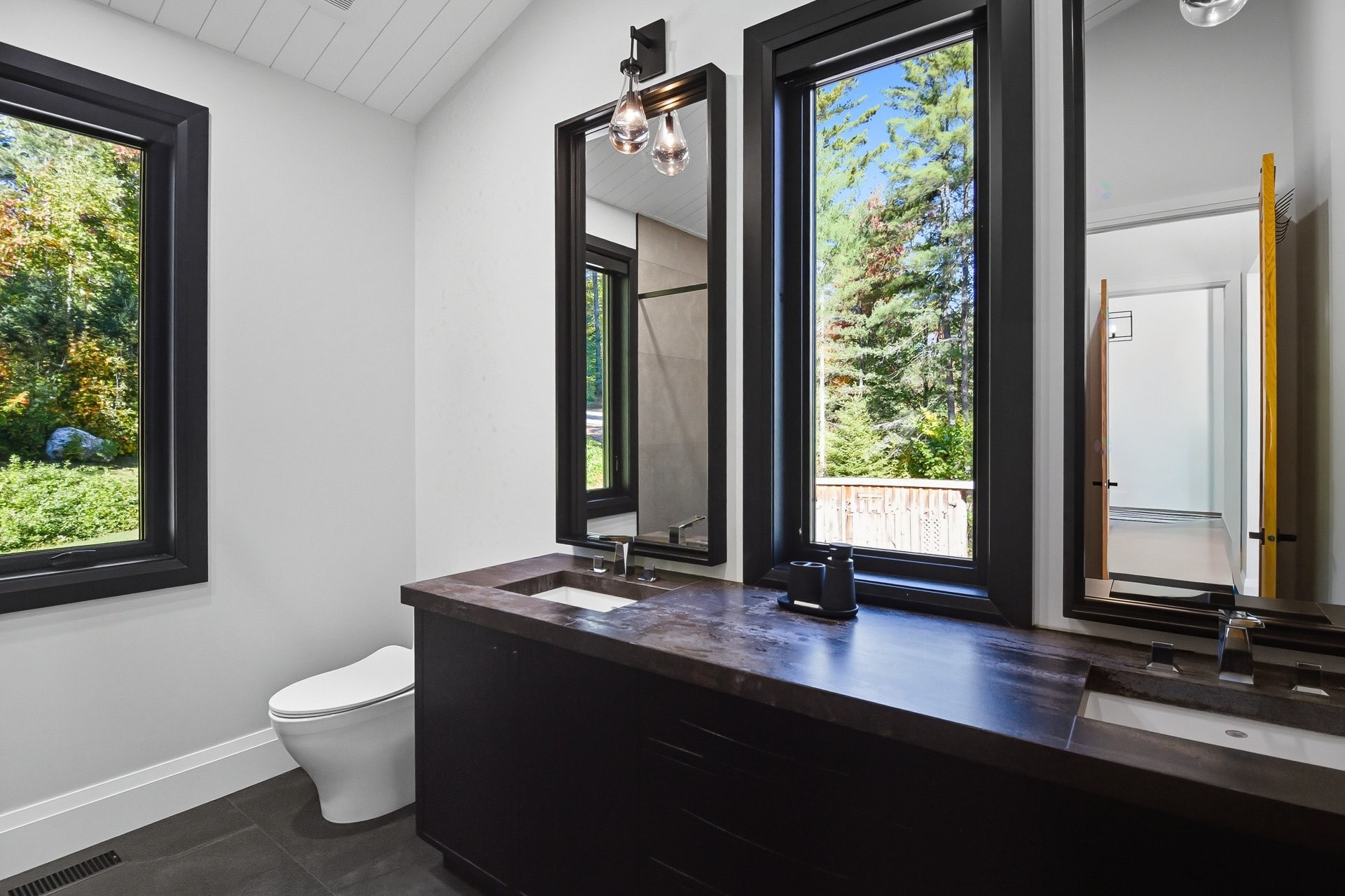 









611


Ch. Montfort

,
Gracefield,




QC
J0X1W0

