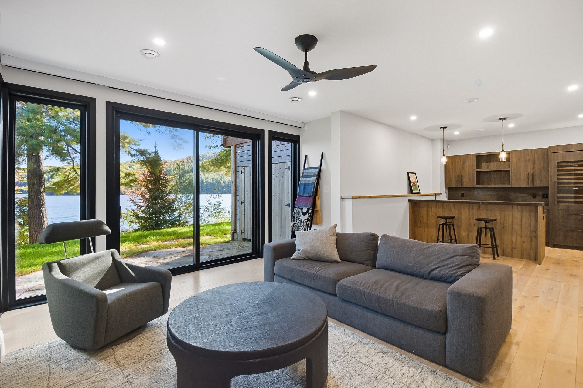 









611


Ch. Montfort

,
Gracefield,




QC
J0X1W0

