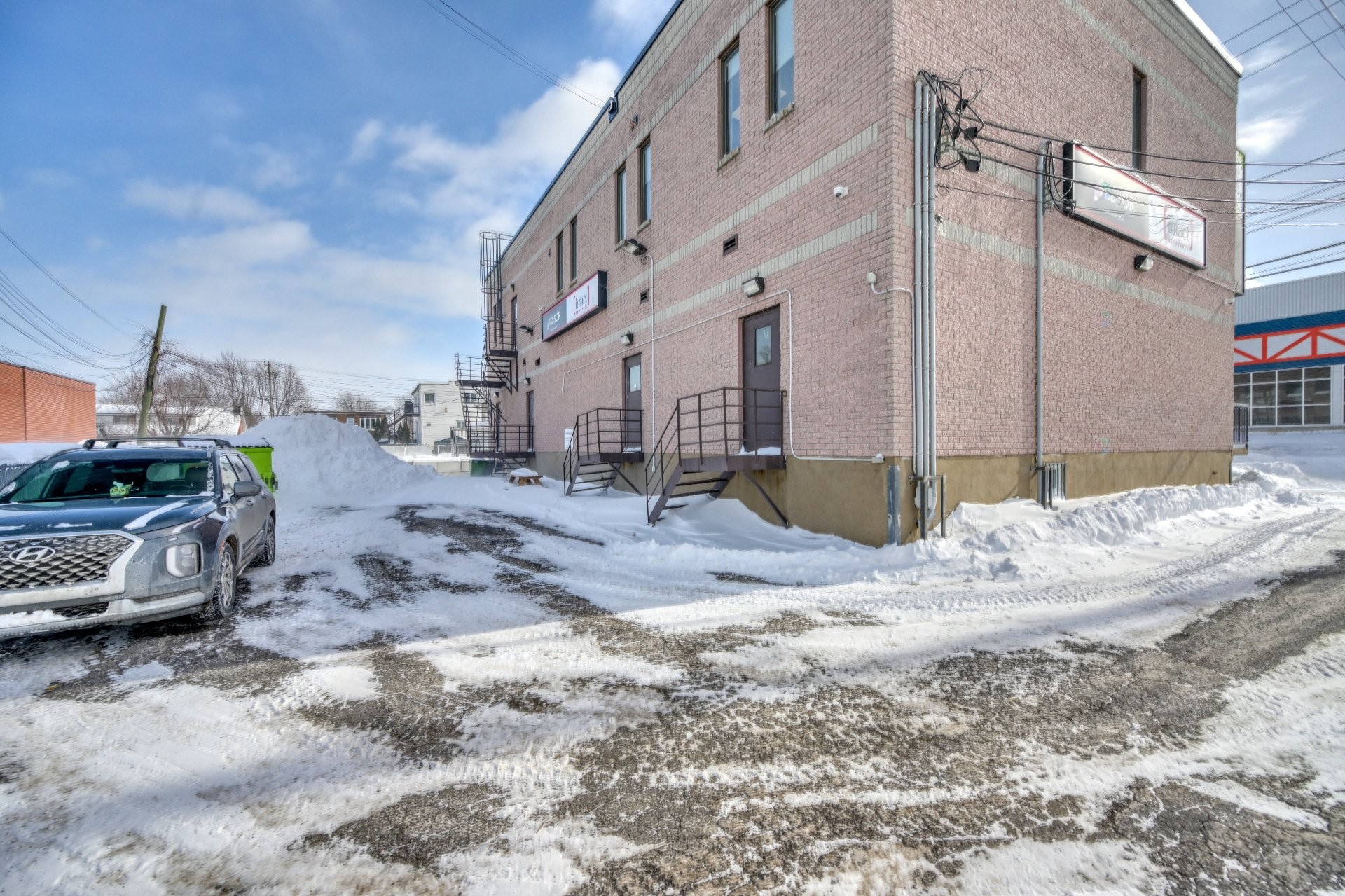 









2015

 - 2025


8e Avenue

, 100-101,
Montréal (Rivière-des-Prairies/Pointe-aux-Trembles),




QC
H1B4H8

