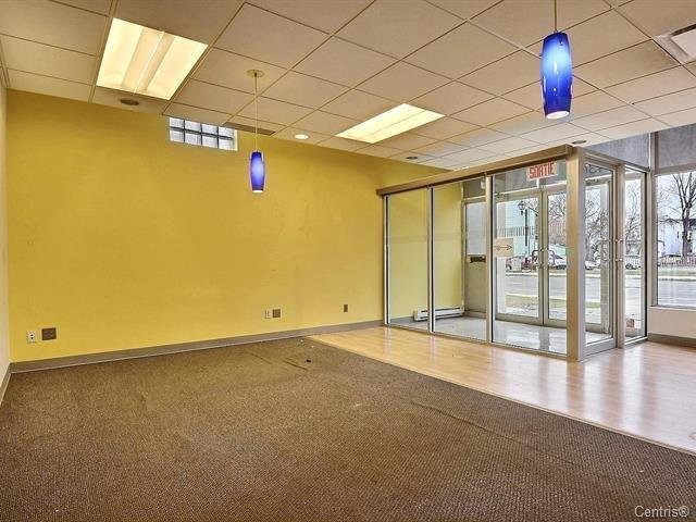 









436


Rue Labelle

,
Saint-Jérôme,




QC
J7L5L3

