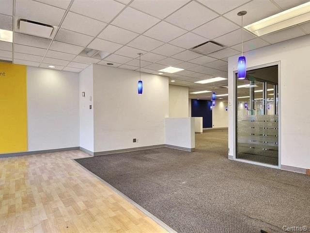 









436


Rue Labelle

,
Saint-Jérôme,




QC
J7L5L3

