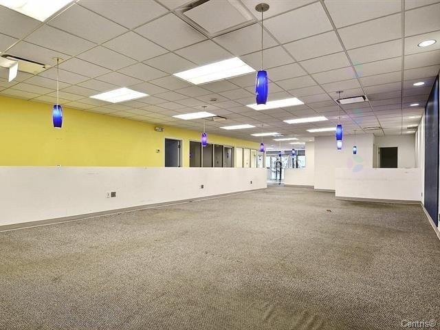 









436


Rue Labelle

,
Saint-Jérôme,




QC
J7L5L3

