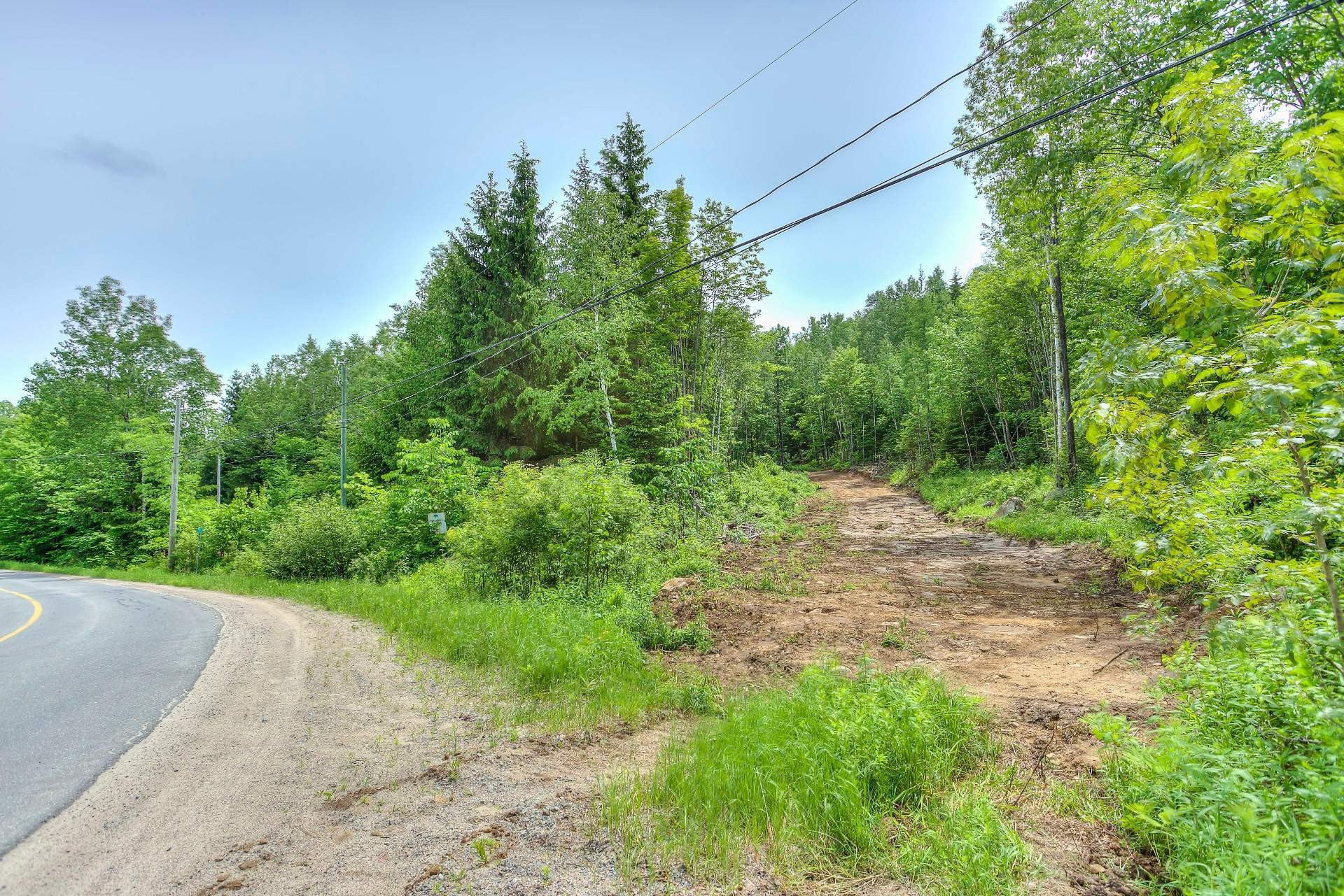 












Ch. du Lac-Sauvage

,
Mont-Blanc,







QC
J0T2G0

