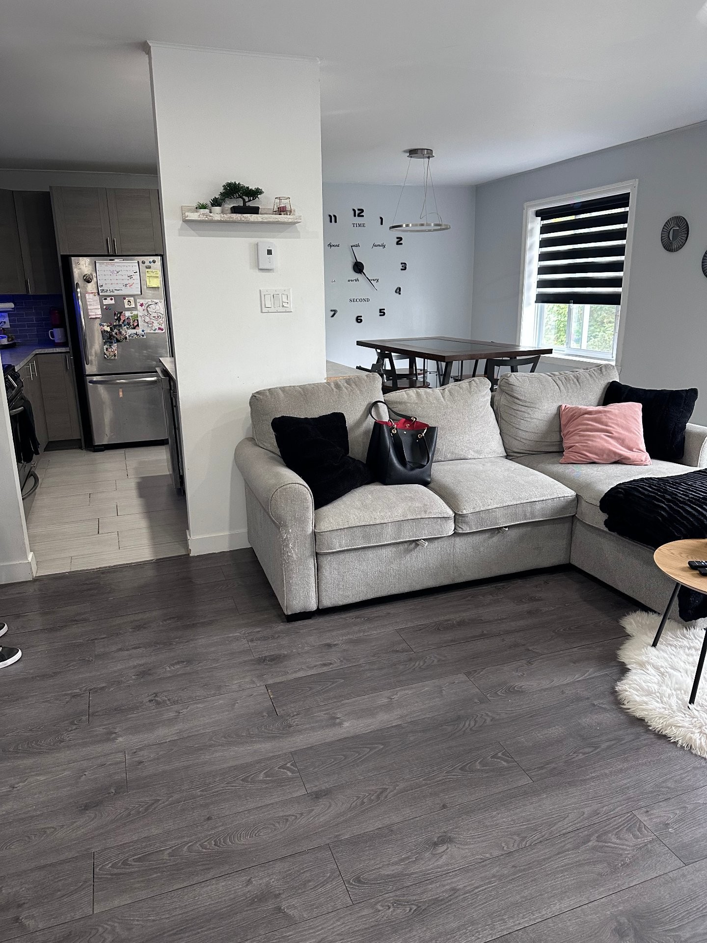 









15580

 - 15592


Rue de St-Augustin

,
Mirabel,




QC
J7N1X6

