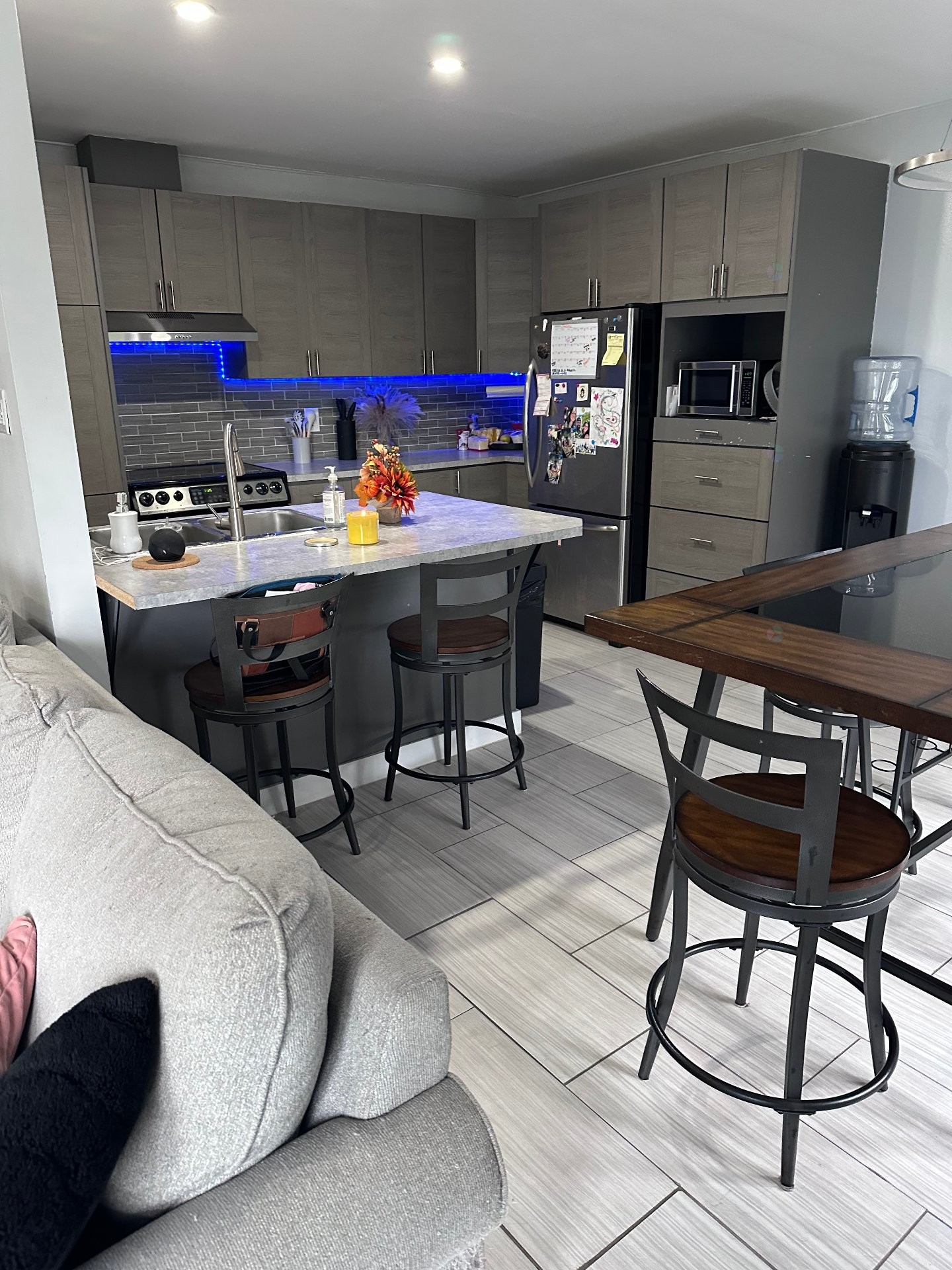 









15580

 - 15592


Rue de St-Augustin

,
Mirabel,




QC
J7N1X6

