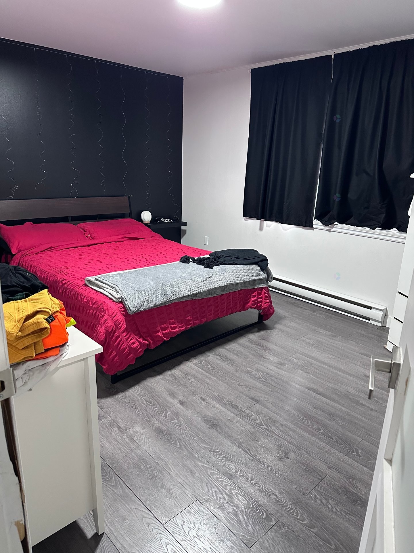 









15580

 - 15592


Rue de St-Augustin

,
Mirabel,




QC
J7N1X6

