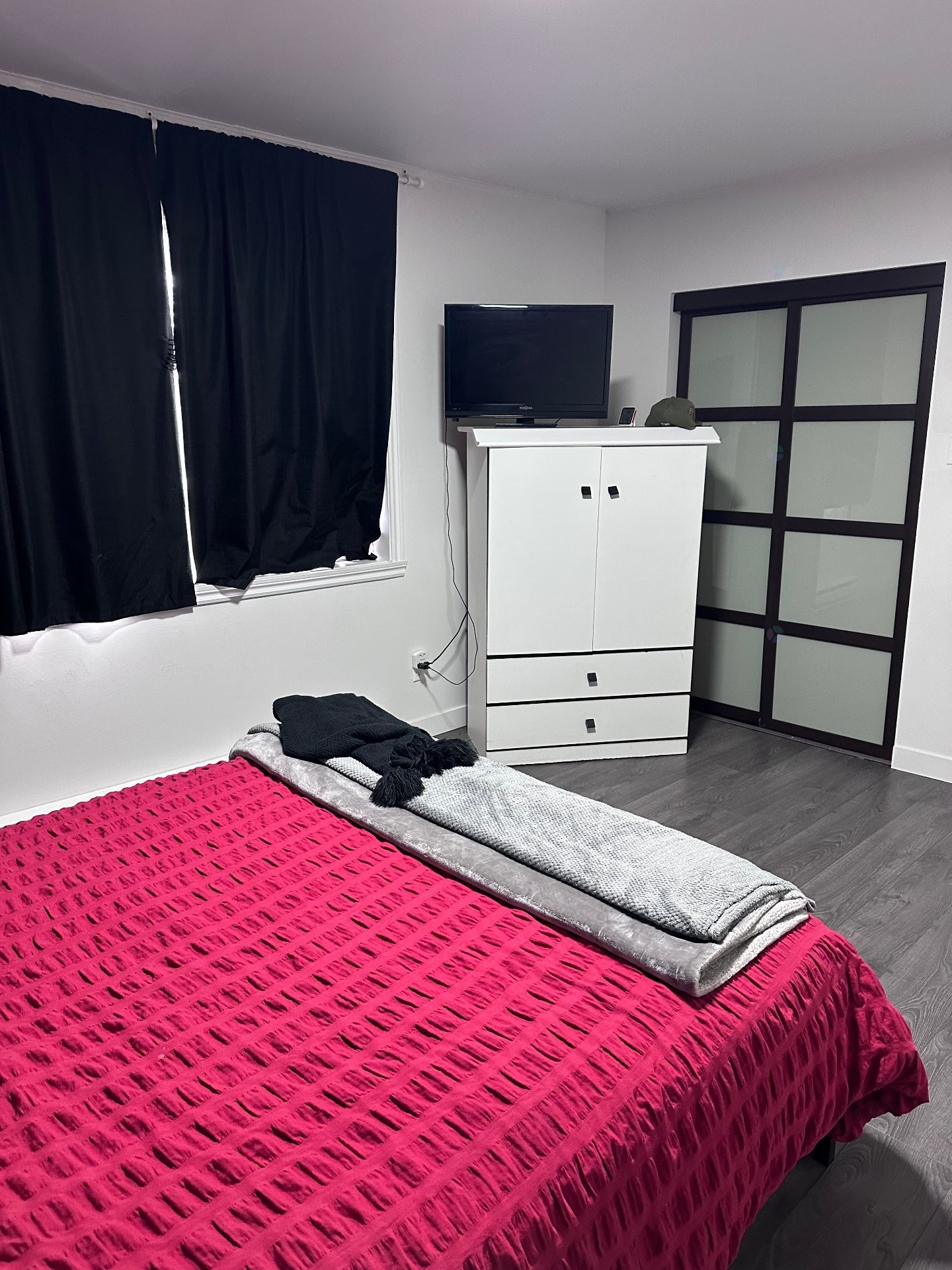 









15580

 - 15592


Rue de St-Augustin

,
Mirabel,




QC
J7N1X6


