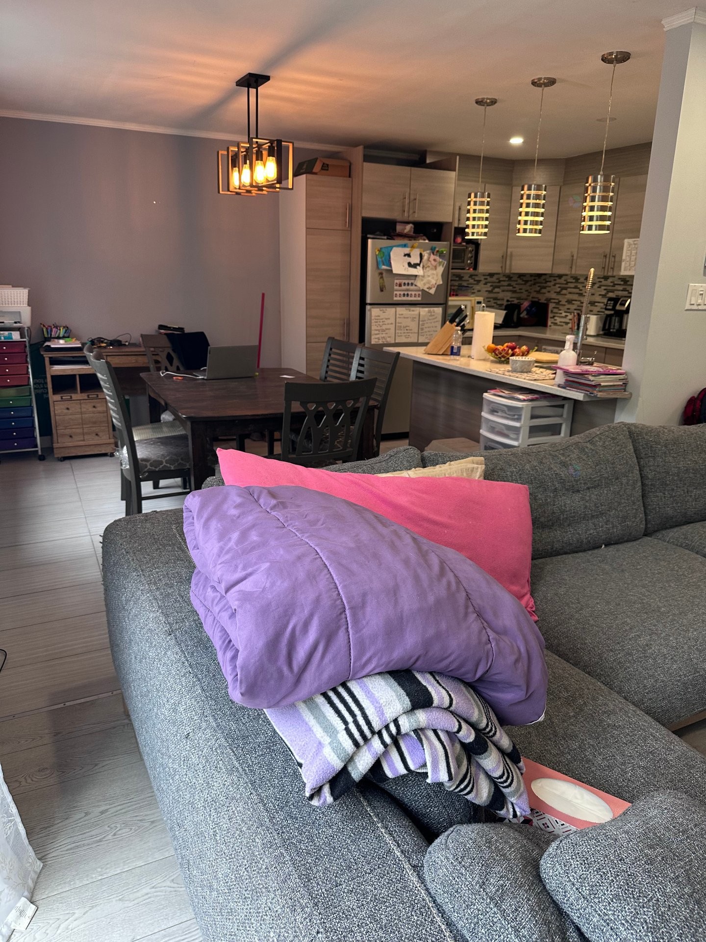 









15580

 - 15592


Rue de St-Augustin

,
Mirabel,




QC
J7N1X6

