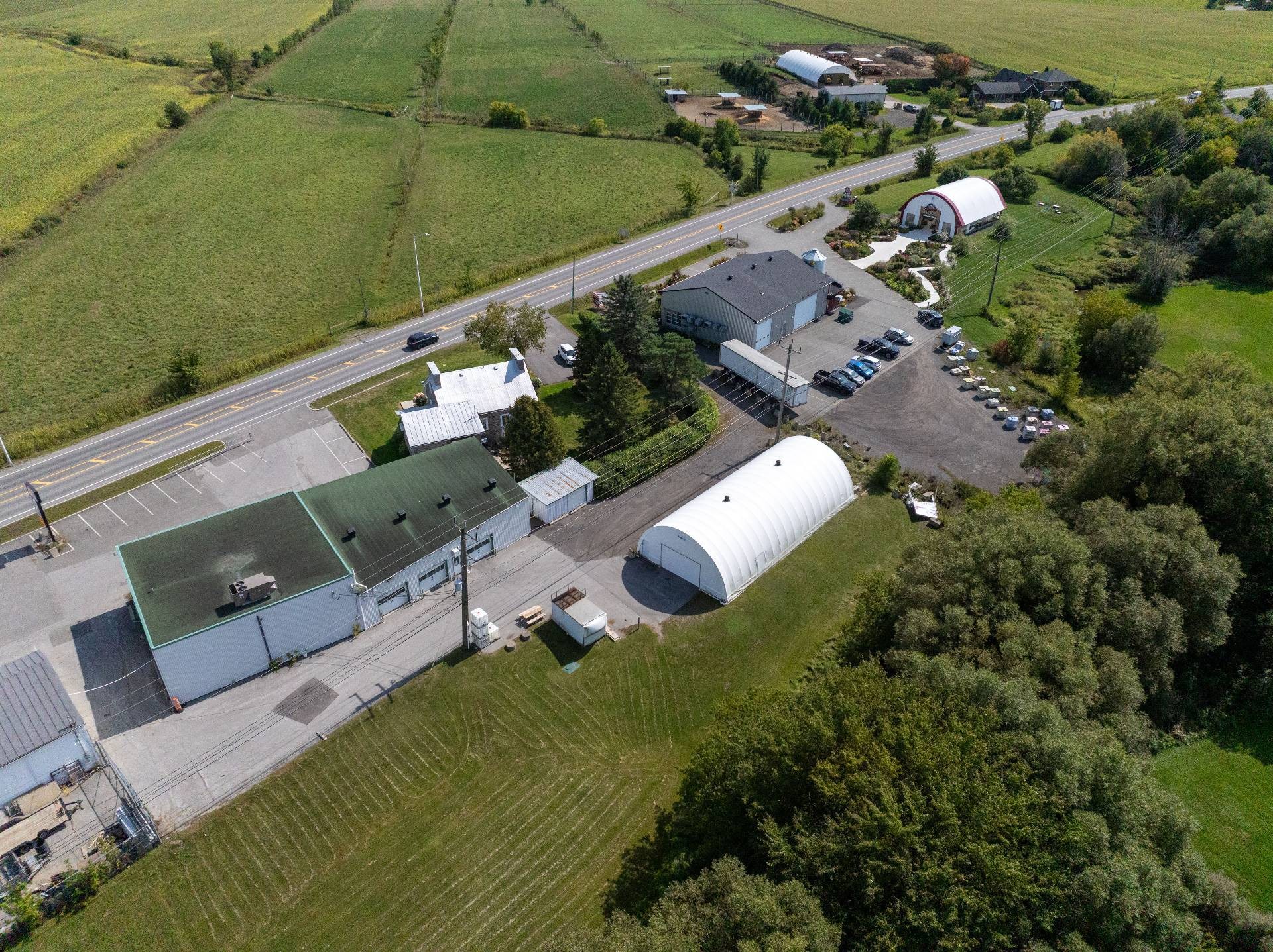 









1660

 - 1664


Route 335

,
Saint-Lin/Laurentides,




QC
J5M1Y2

